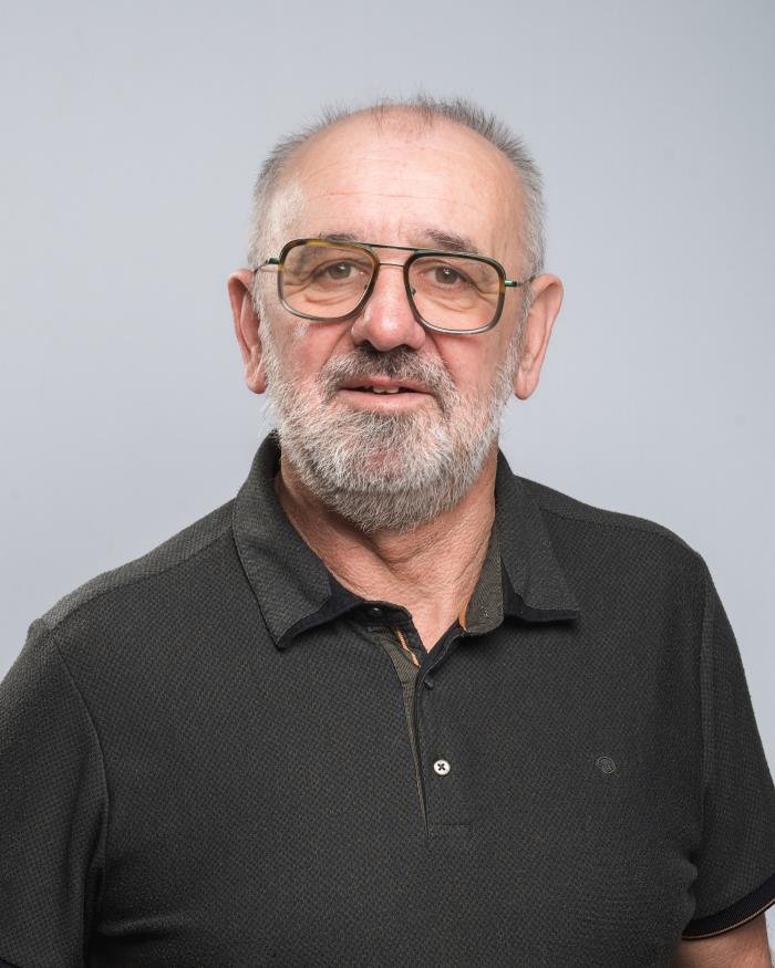 Philippe VAUGON, 4ème Adjoint, Urbanisme, Travaux et Services techniques Philippe VAUGON, 4ème Adjoint, Urbanisme, Travaux et Services techniques